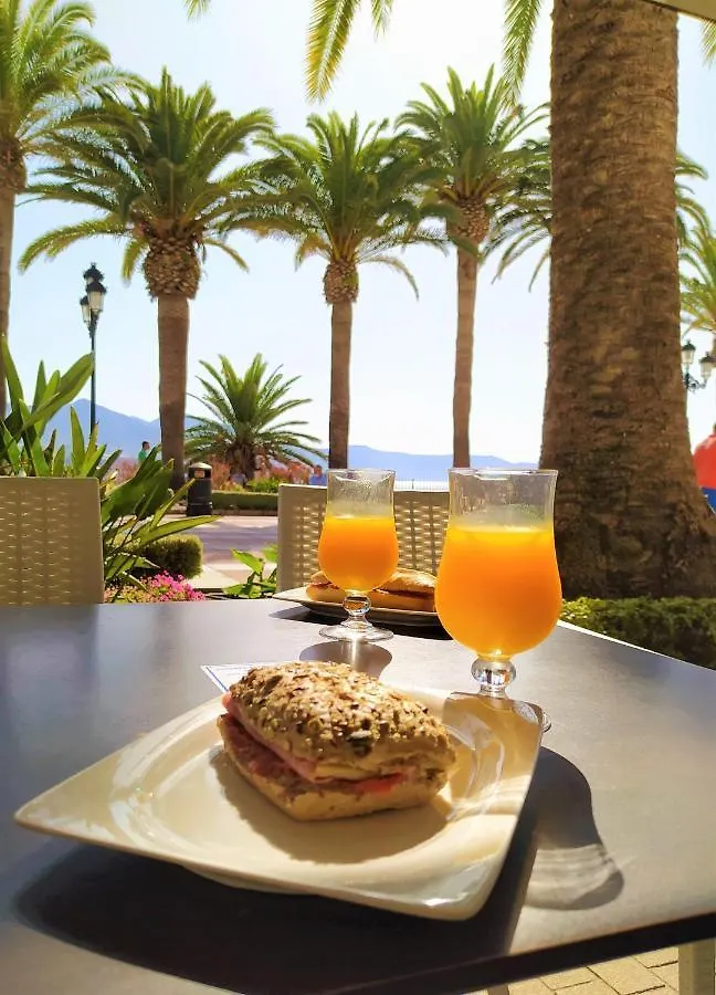 Hostal Marissal By Dorobe Nerja 2*,