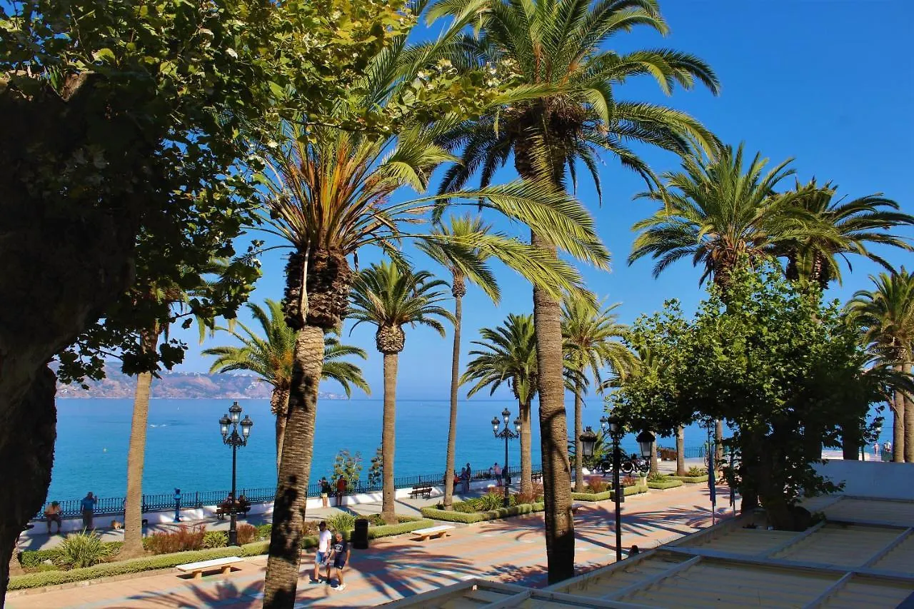 Guest house Hostal Marissal By Dorobe Nerja