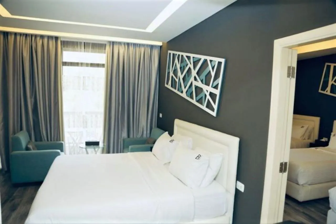 Hostal Marissal By Dorobe Nerja