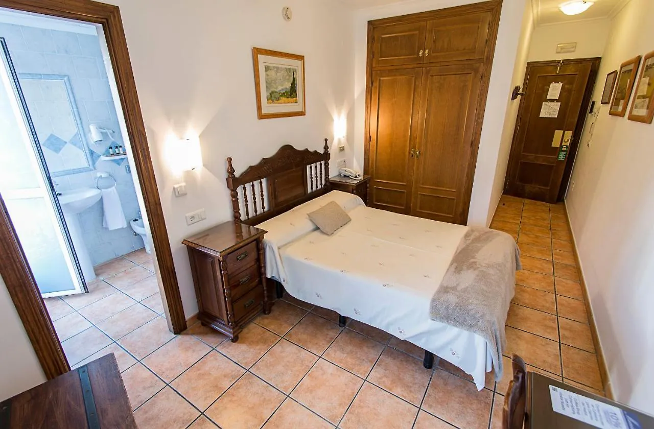 Hostal Marissal By Dorobe Nerja España