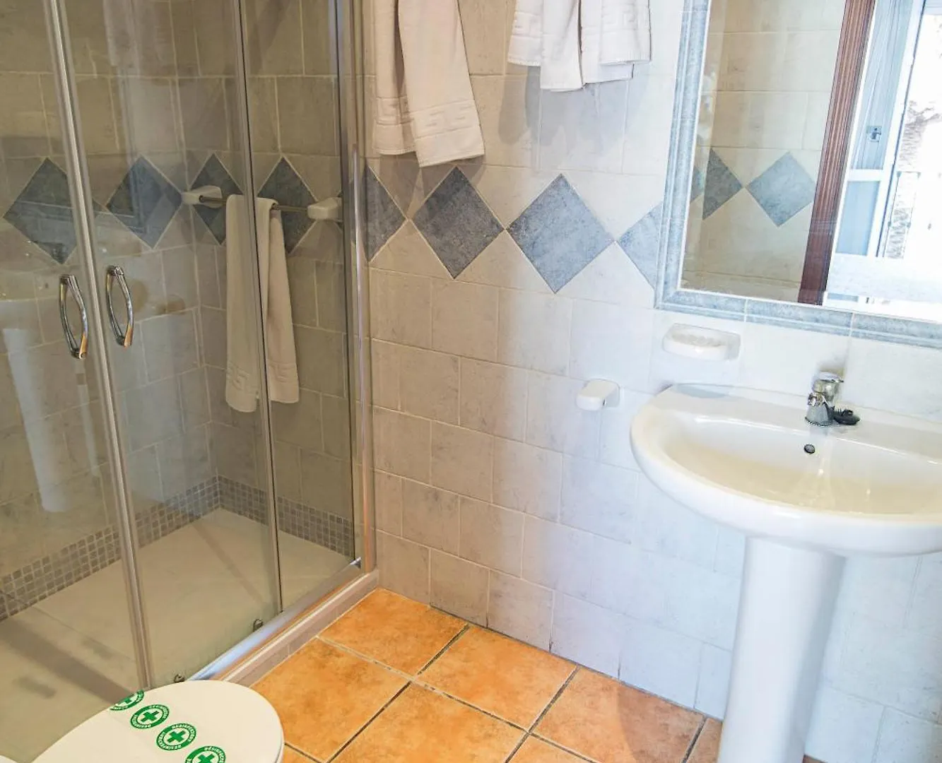 Hostal Marissal By Dorobe Nerja España